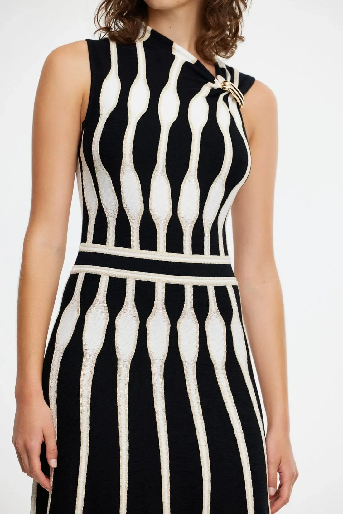 Why Australian Designer Dresses Are the Ultimate Investment for Your Wardrobe