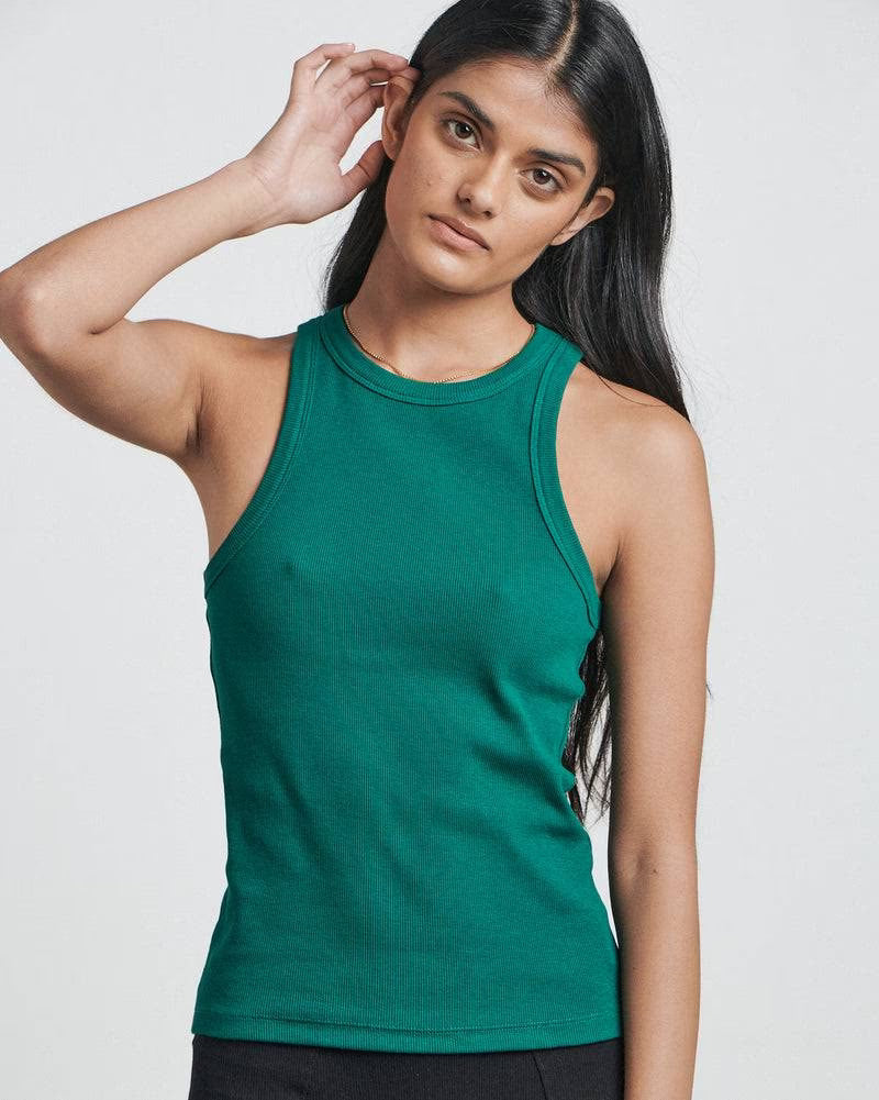 Palm leaf green sleeveless tank singlet with crew neck, close-up on upper front