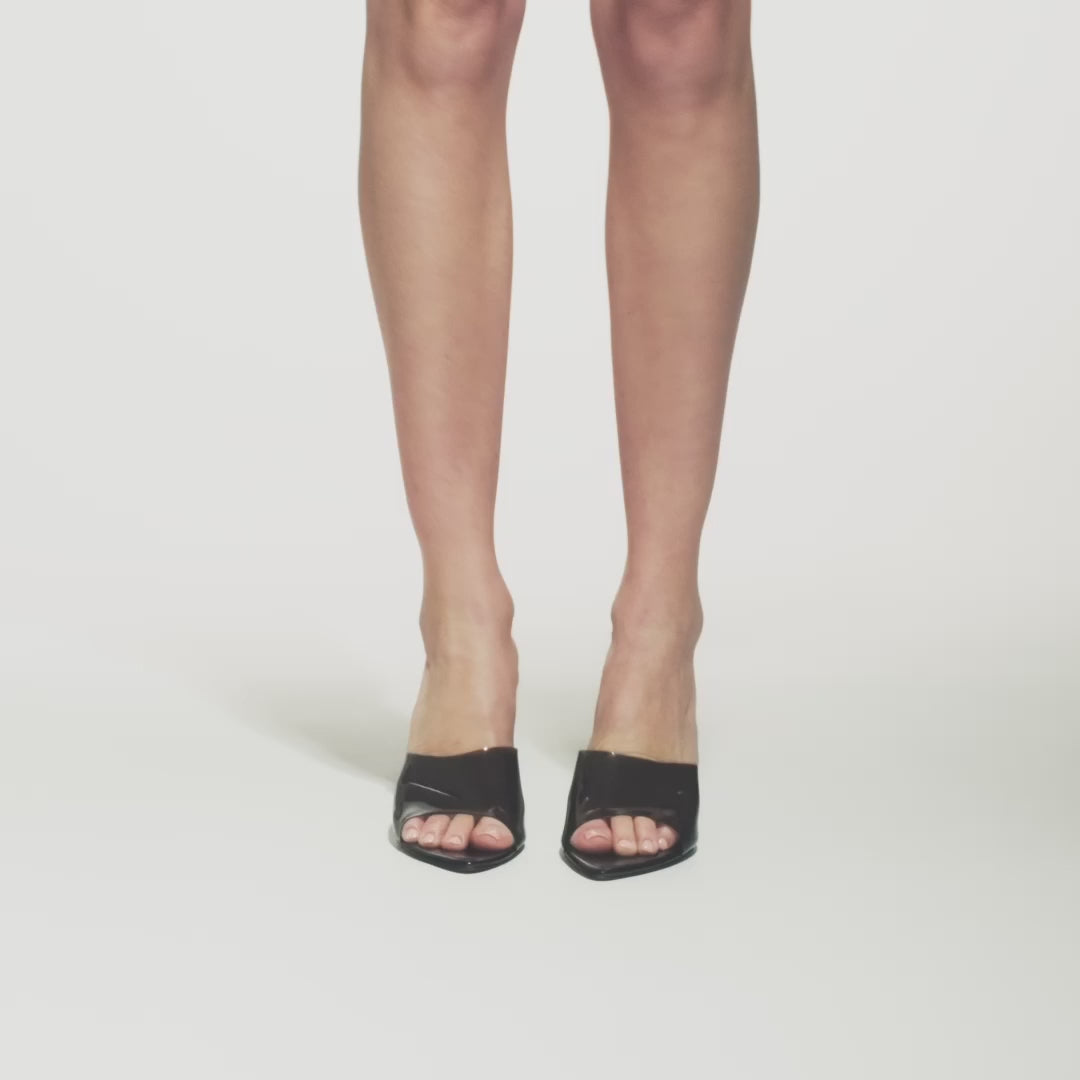 Sara Wedge