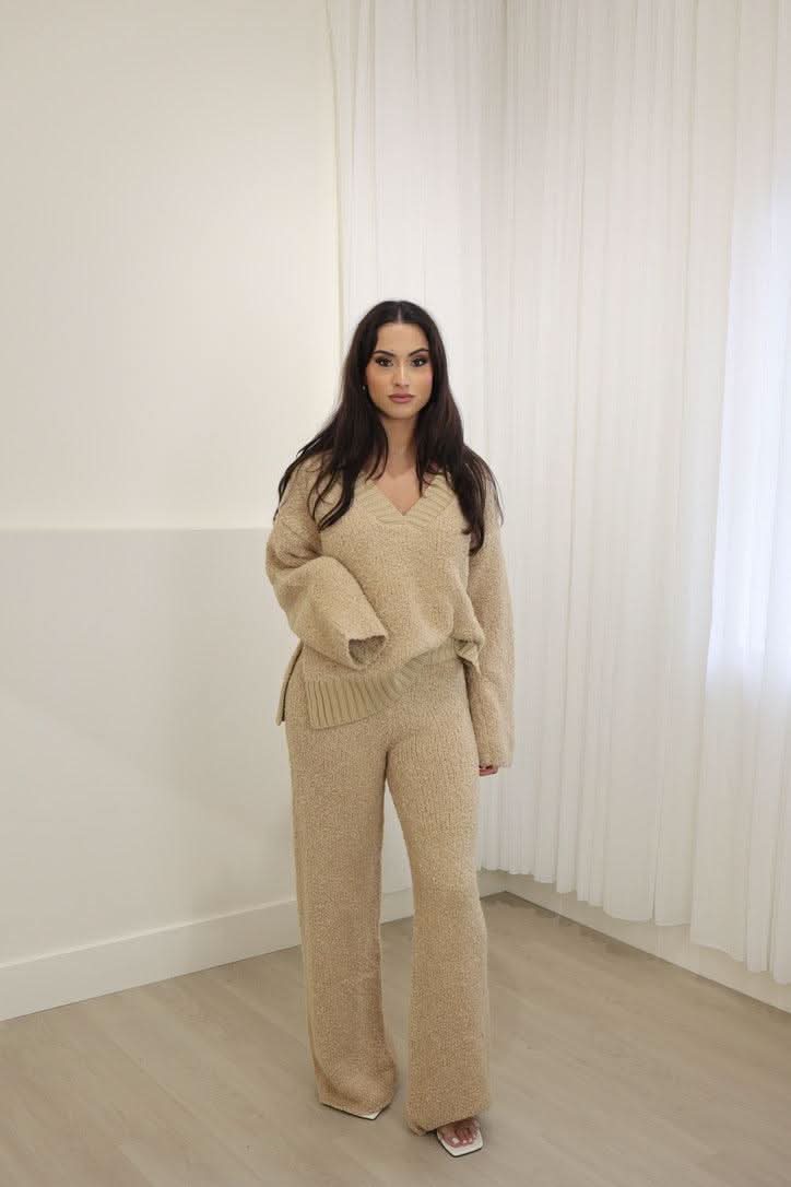Mink V-neck knit sweater and wide-leg knit pants set, long sleeves and ribbing
