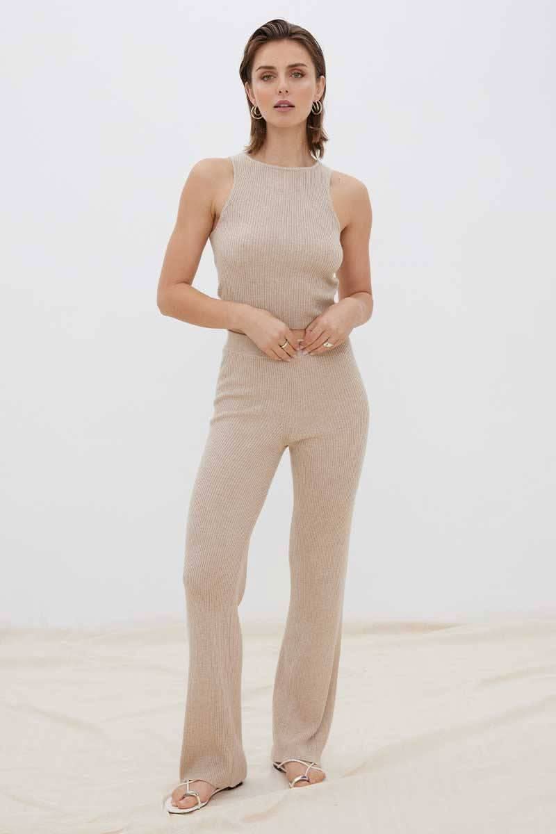 Fawn knit pant, fitted waist to hip with slim legs and gentle flare at hem