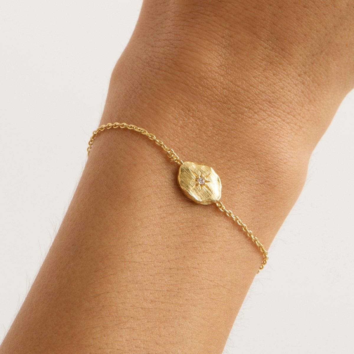 BY CHARLOTTE By Charlotte North Star Gold Bracelet - 18k Gold Vermeil BELLA n' BEAR