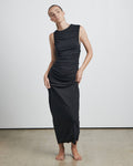 Bare By Charlie Holiday Das ausgestattete Midi-Kleid-Schwarz